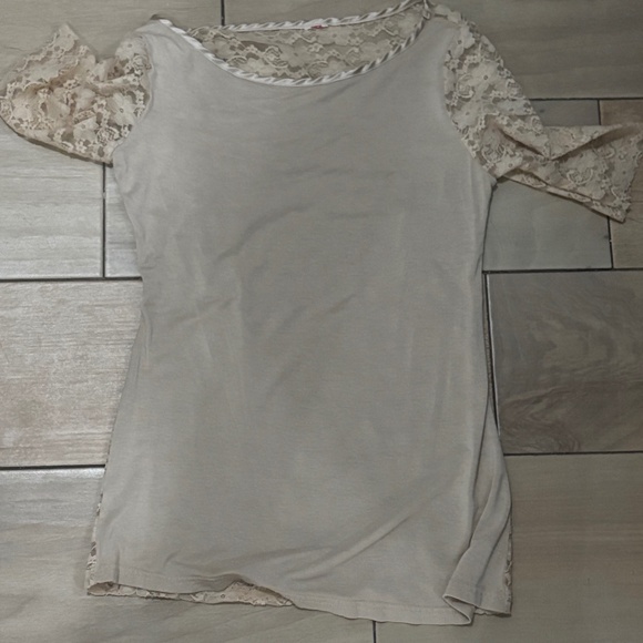 Vintage Lace Back Blouse - Picture 1 of 2